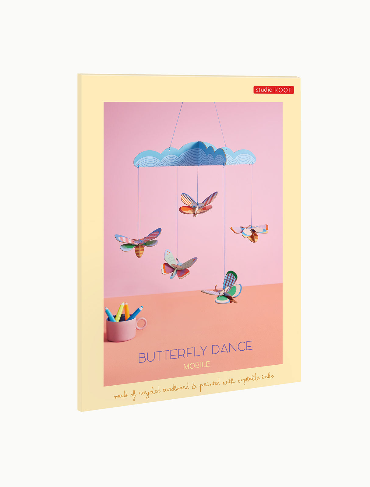 Mobile enfant Butterfly dance - décoration en carton recyclé - studio roof