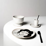 Assiette La mère fait à la main par un designer - Serax