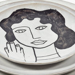 Assiette La mère fait à la main par un designer - Serax