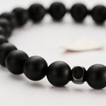 Bracelet coulissant pour homme caché dans une véritable coquille d'oeuf