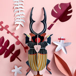 Giant stag beetle - décoration en carton recyclé - studio roof