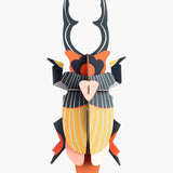 Giant stag beetle - décoration en carton recyclé - studio roof