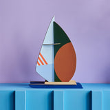 Giant catamaran - décoration en carton recyclé - studio roof