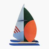 Giant catamaran - décoration en carton recyclé - studio roof