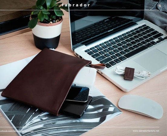 Pochette en cuir zippée de haute qualitée - Labrador
