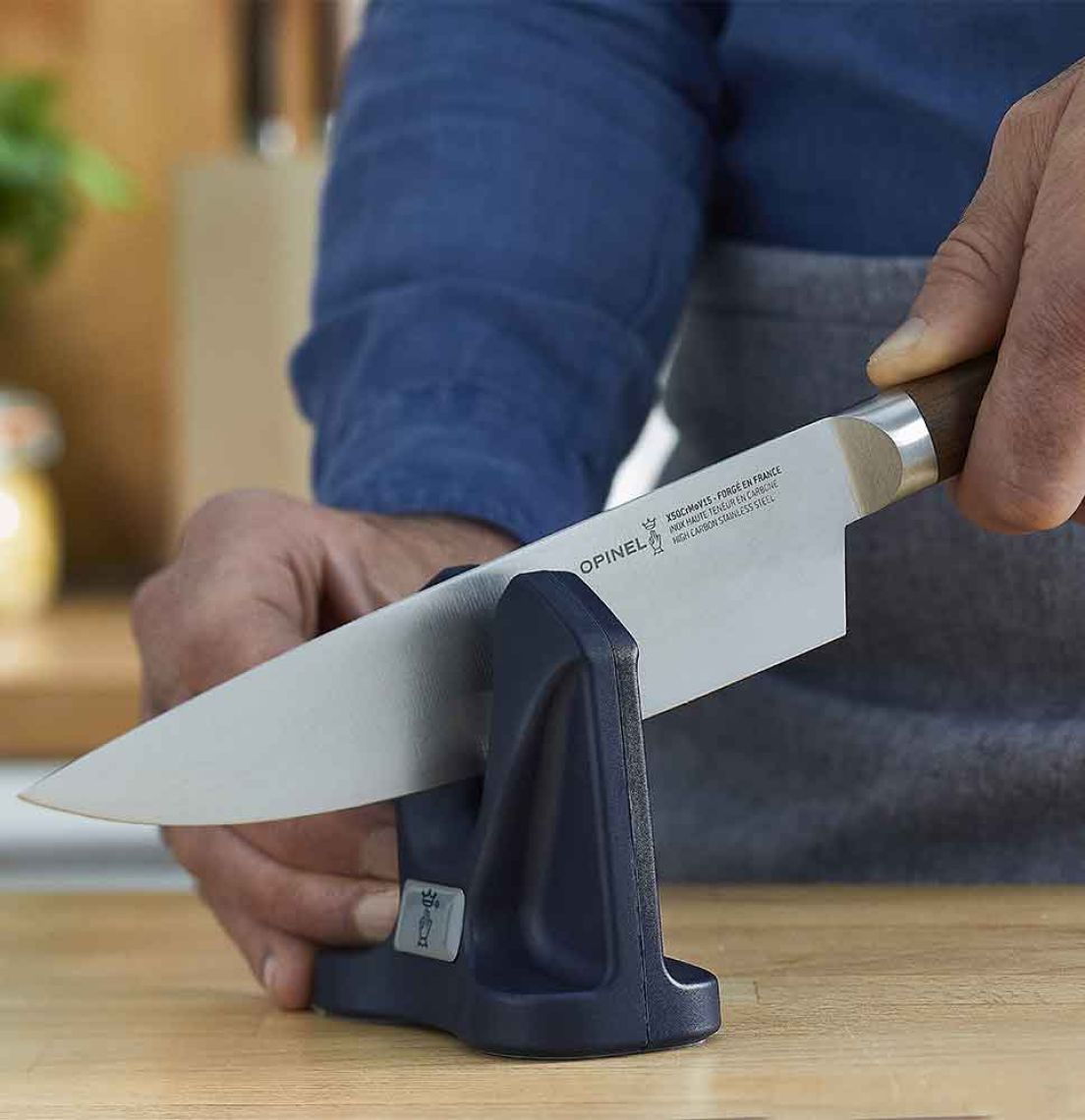 opinel, aiguiseur pour couteaux de cuisine manuel