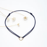 Bracelet coeur d'artichaut en coton caché dans une véritable coquille d'oeuf