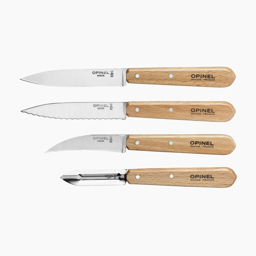 opinel, coffret les essentiels du cuisinier, couteau d'office, couteau cranté, coutau à légume et éplucheur en bois