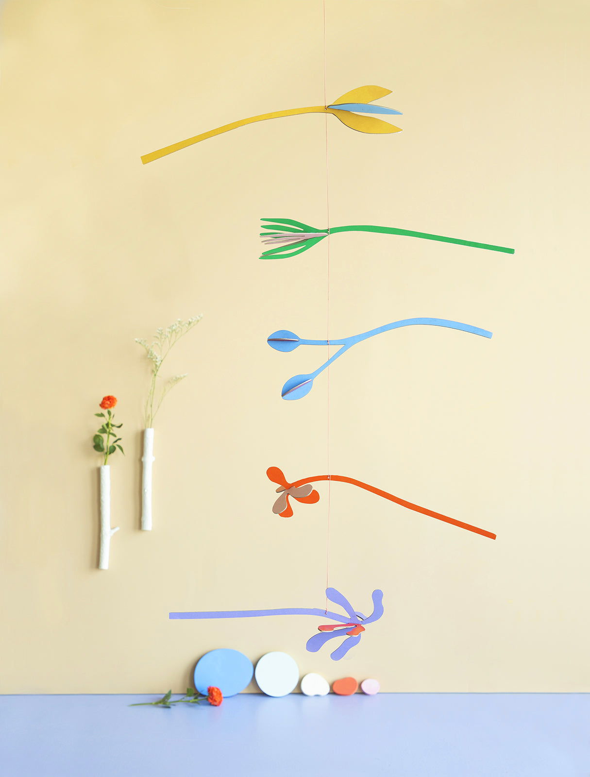 Mobile pour enfant Ophelia - décoration en carton recyclé - studio roof