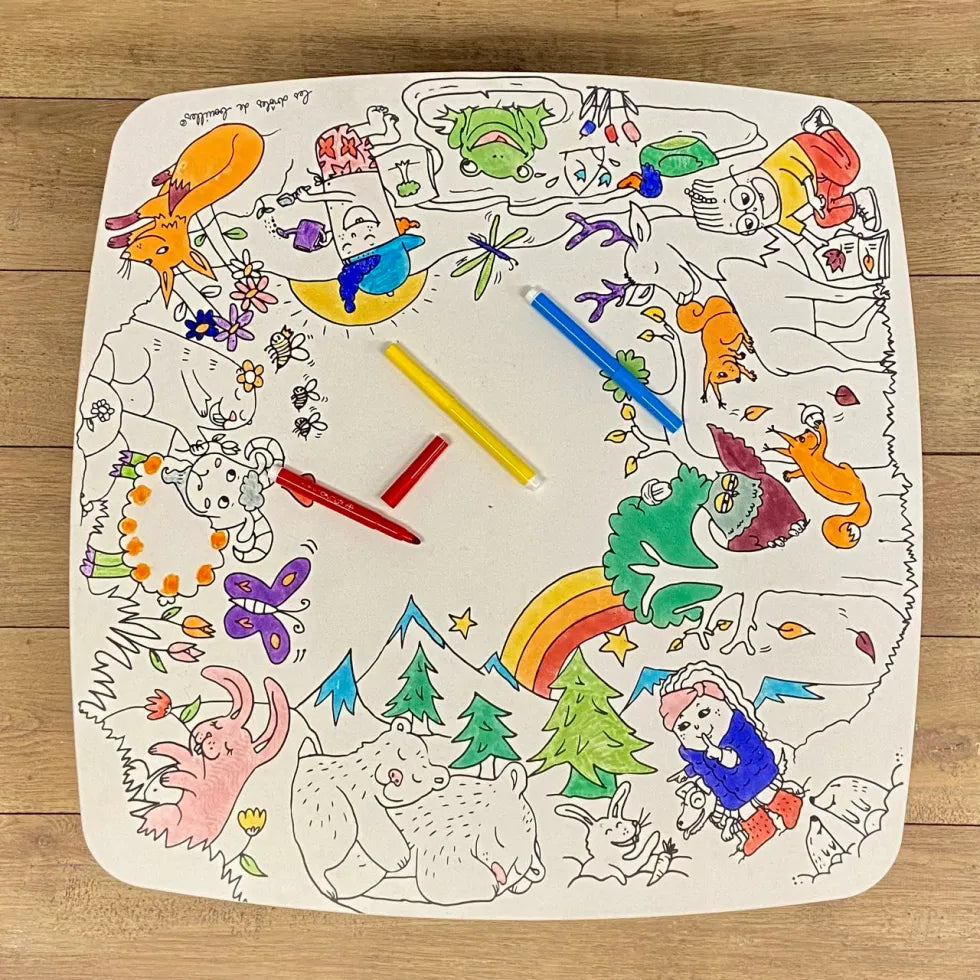Décoration enfant, table de coloriage drôle de bouilles