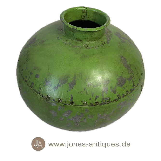 Vase en fer