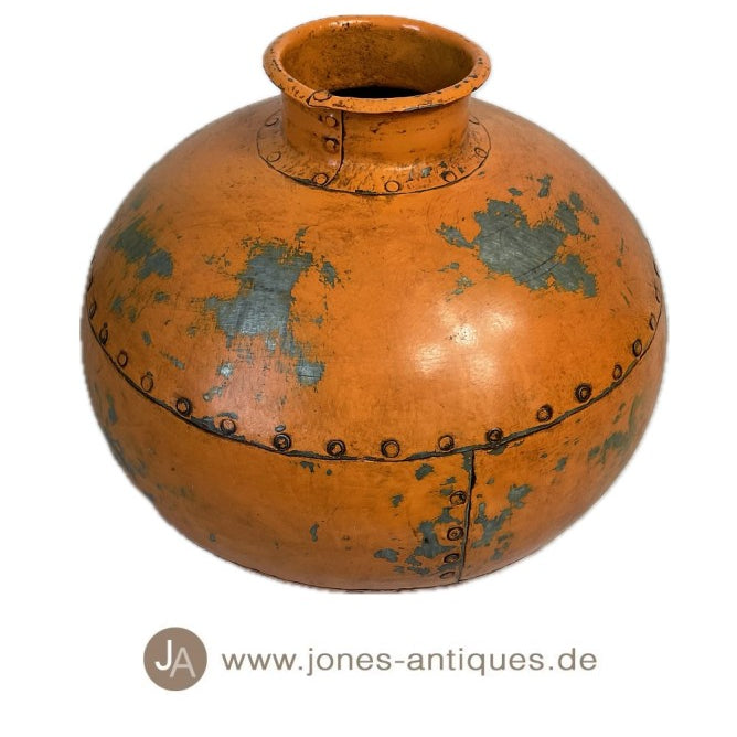 Vase en fer