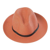 Chapeau en papier - lien cuir