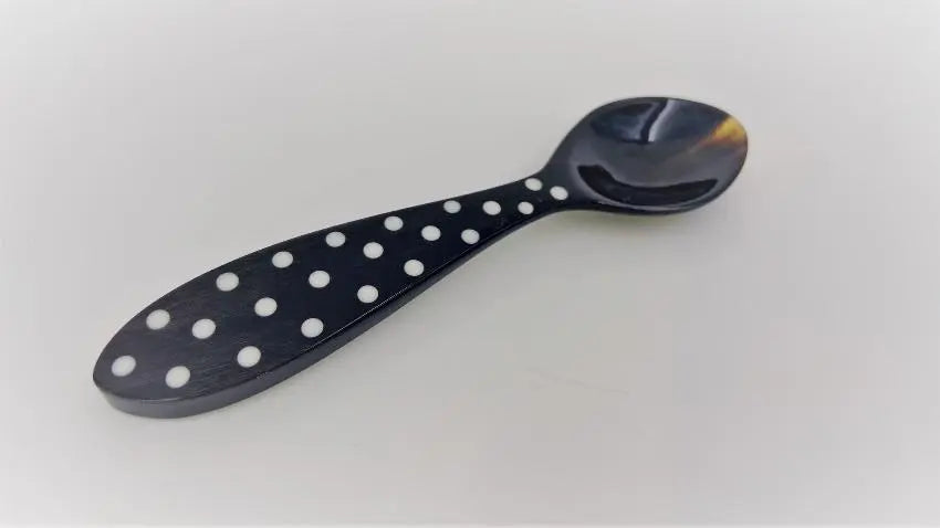 Cuillère en corne de zébu