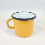 Tasse en émail d'Ukraine