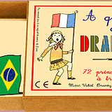 A qui sont ces drapeaux ?