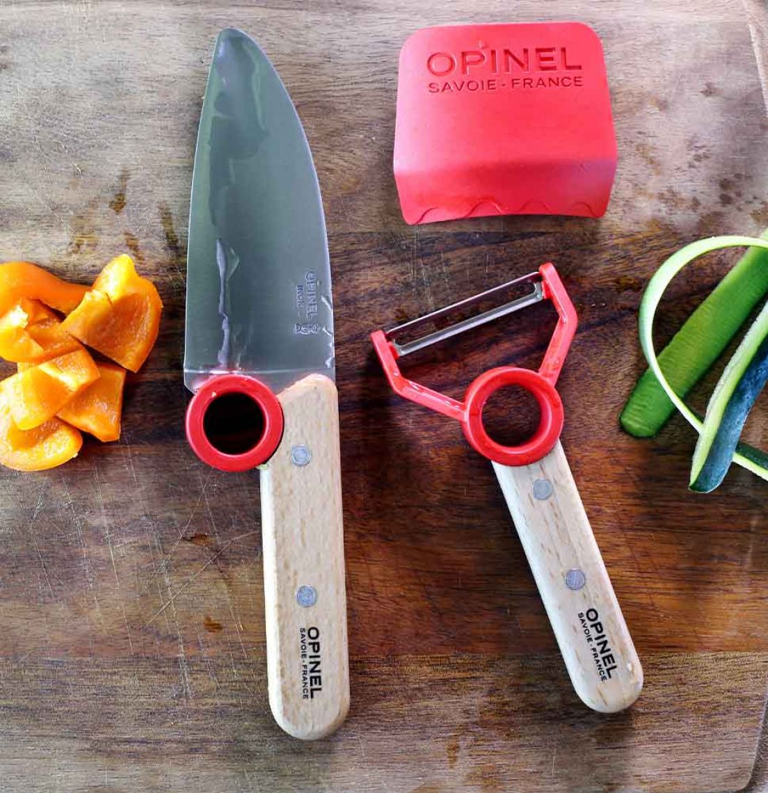 opinel, coffret petit chef pour apprendre la cuisine aux enfants, couteau et éplucheur pour enfant + protège doigt rouge